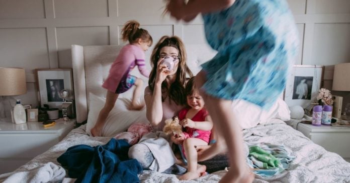 Pictures: Married mothers are more likely to be happier than other women: study