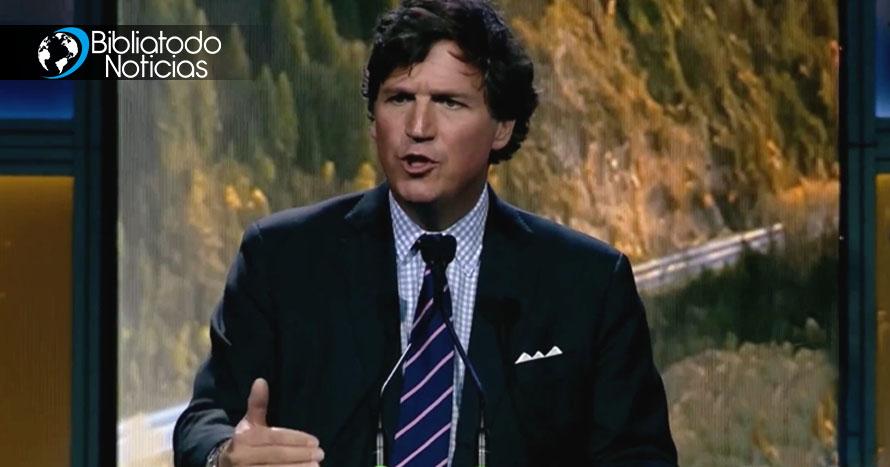 Presentador Tucker Carlson defiende a los cristianos y expone el maltrato que han sufrido del gobierno de Canadá
