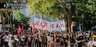 “La Marcha de Jesús” arrasa con San Francisco proclamando salvación para la ciudad sumergida en la perversión sexual