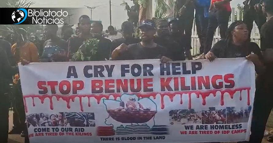 Masivas protestas en Nigeria tras asesinato de 200 cristianos, el mundo guarda silencio ante la persecución