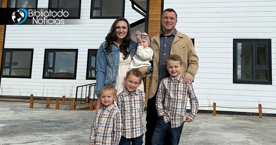 ¡Maravilloso! Misioneros llevan a Jesús a varios jóvenes budistas tras recibir un milagro en su hijo enfermo