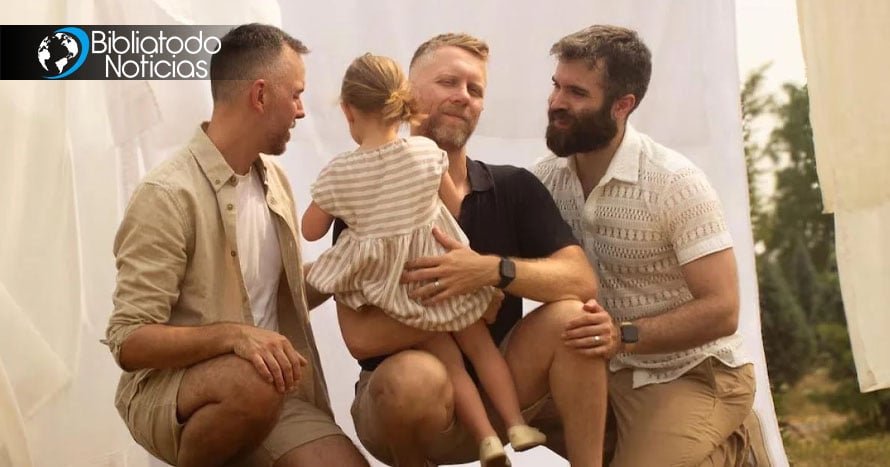 POLÉMICO: Canadá aprobó la primera adopción de una niña por 3 hombres en relación poliamorosa