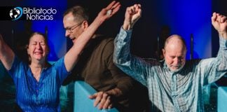 Más de 400 personas se bautizan en un solo fin de semana durante servicio dominical de una iglesia en Georgia