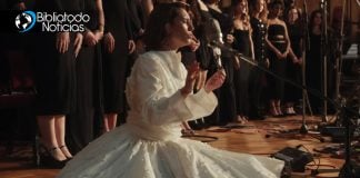 Famosa cantante RAYE revela en su nuevo álbum cómo Dios le salvó la vida