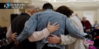 Estudios revelan que participar activamente en la iglesia reduce los riesgos de depresión y suicidio
