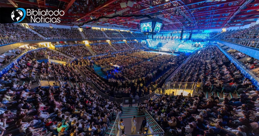 Más de 30 mil personas se reúnen en el mayor encuentro cristiano de la historia de Bielorrusia