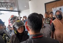 Indonesia: Yihad islámica irrumpe en culto cristiano causando terror en niños y ancianos Indonesia: Yihad islámica irrumpe en culto cristiano causando terror en niños y ancianos